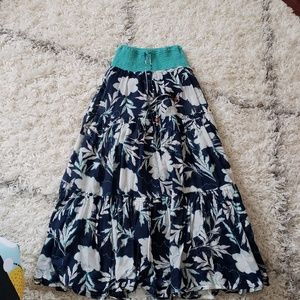 Maxi skirt XS